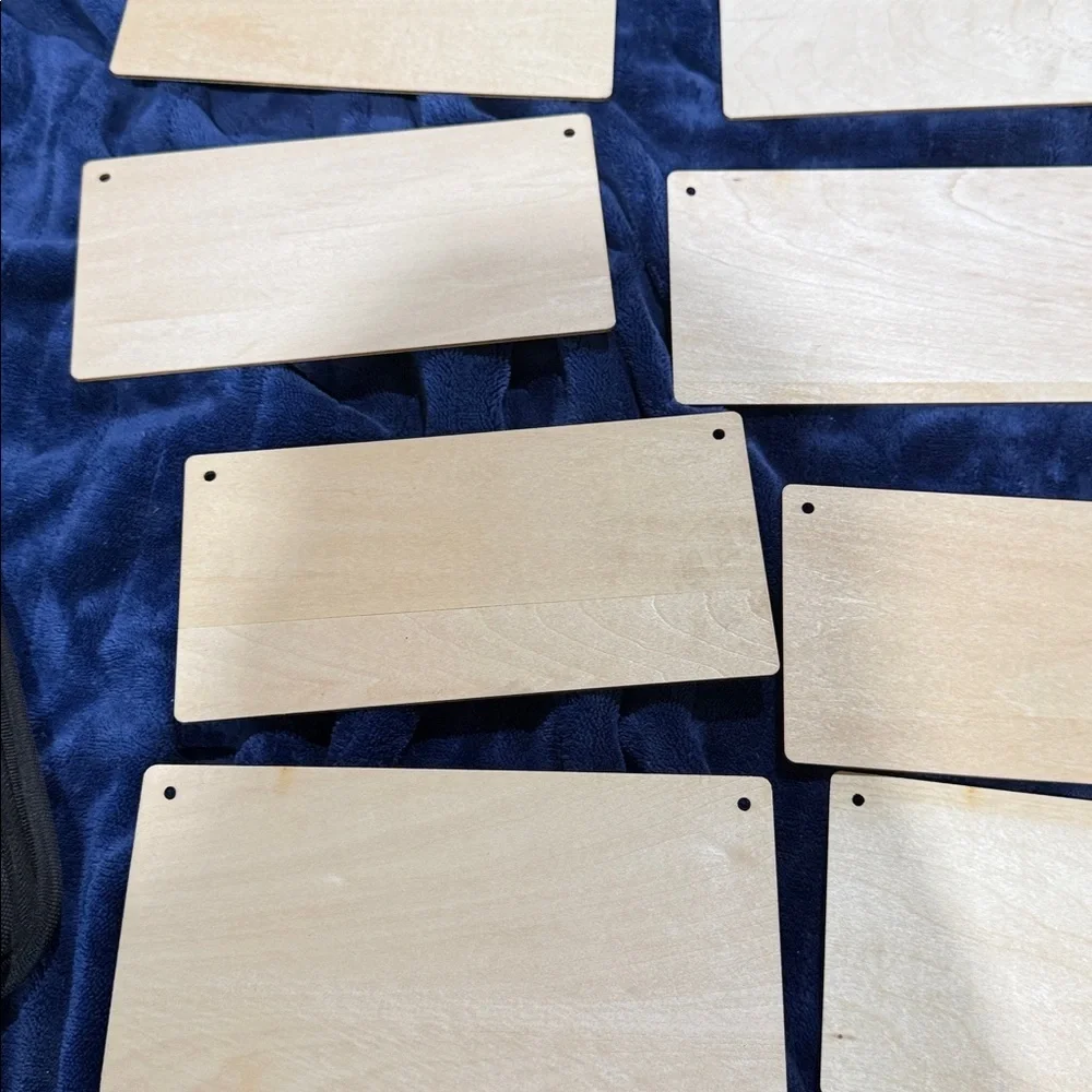 Unfinished Wooden Rectangle Tags - Set of 10 - Picture 2 of 3